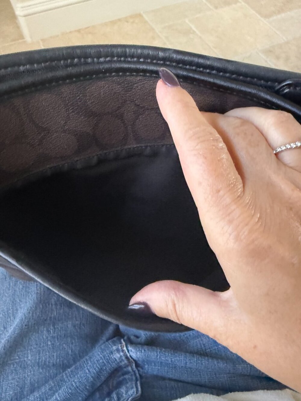 Beautiful Coach Bag - Picture 11 of 12